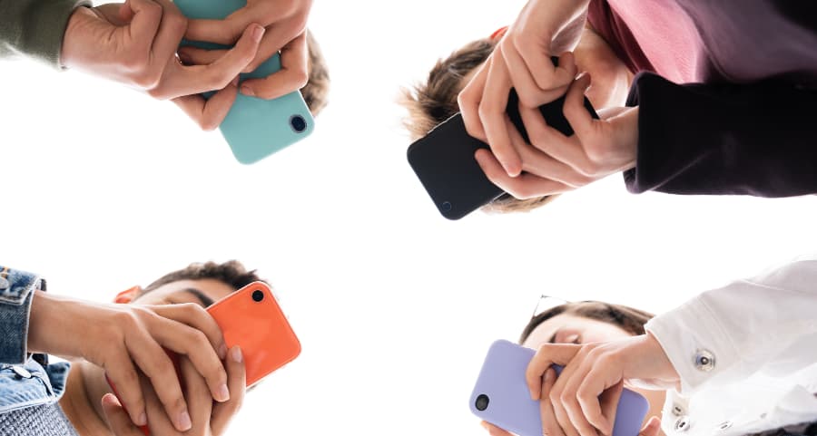 Adolescents using mobile devices to access social media in Erie